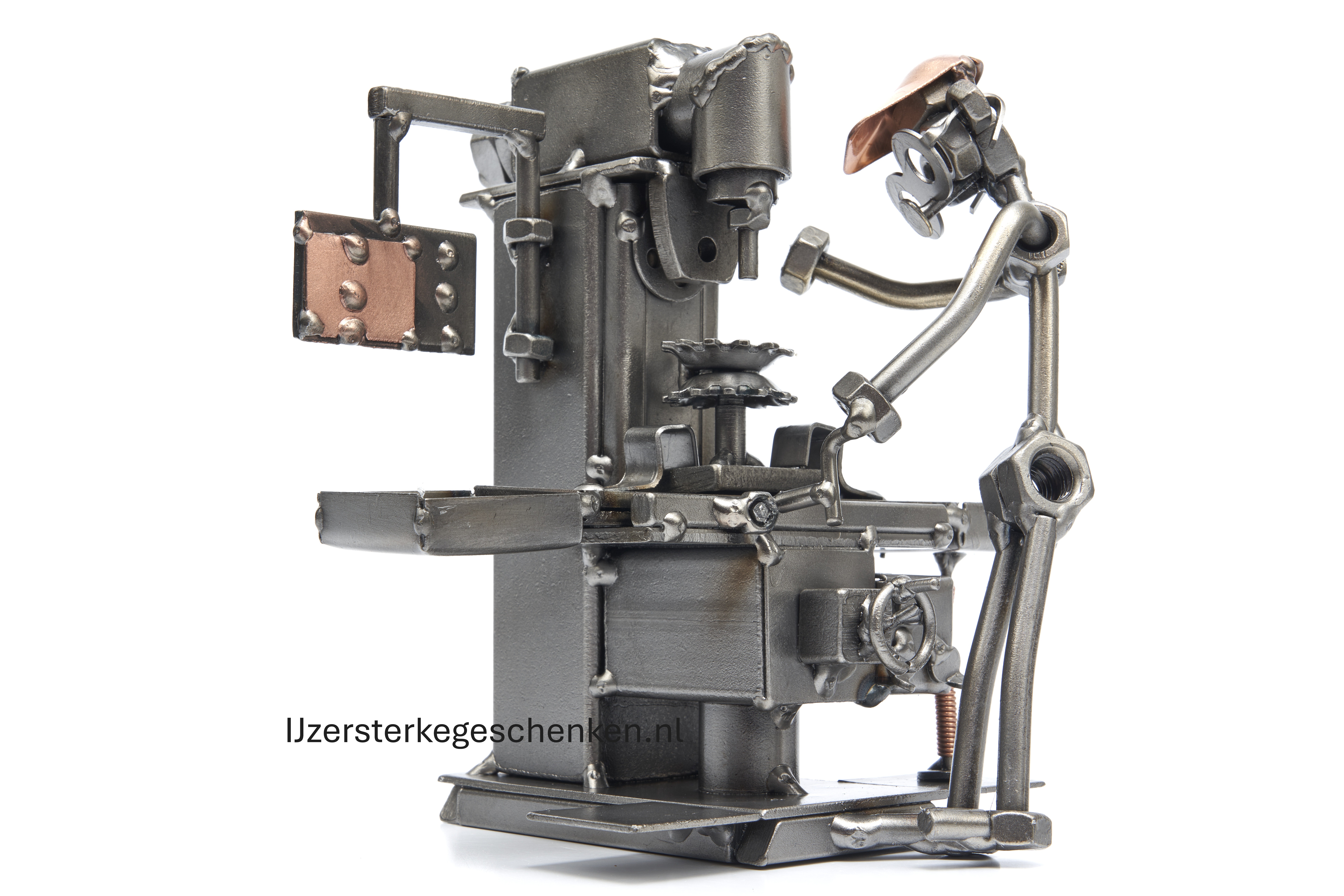 Medewerker achter grote kolomboormachine